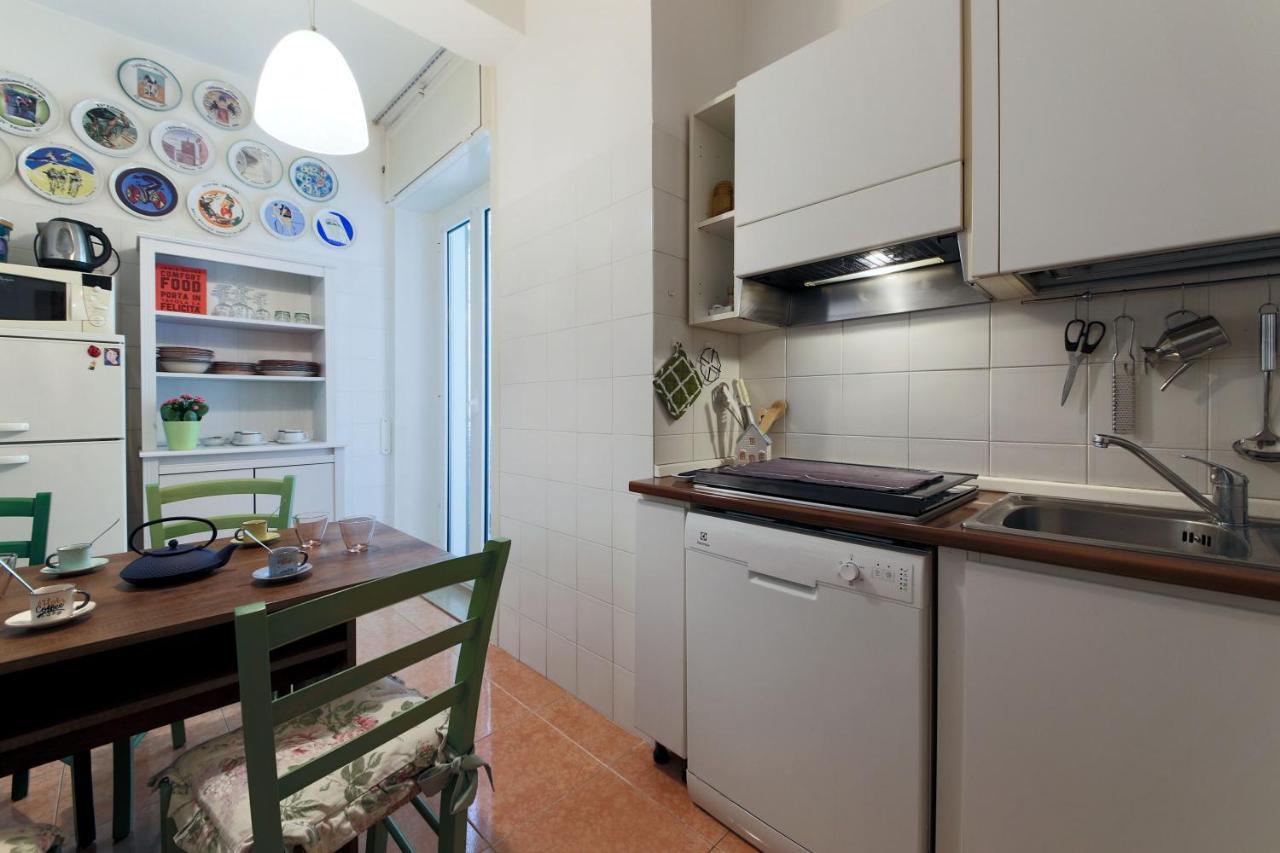 Private Parking - Family Home - 15 Min To Venice Mestre Bagian luar foto